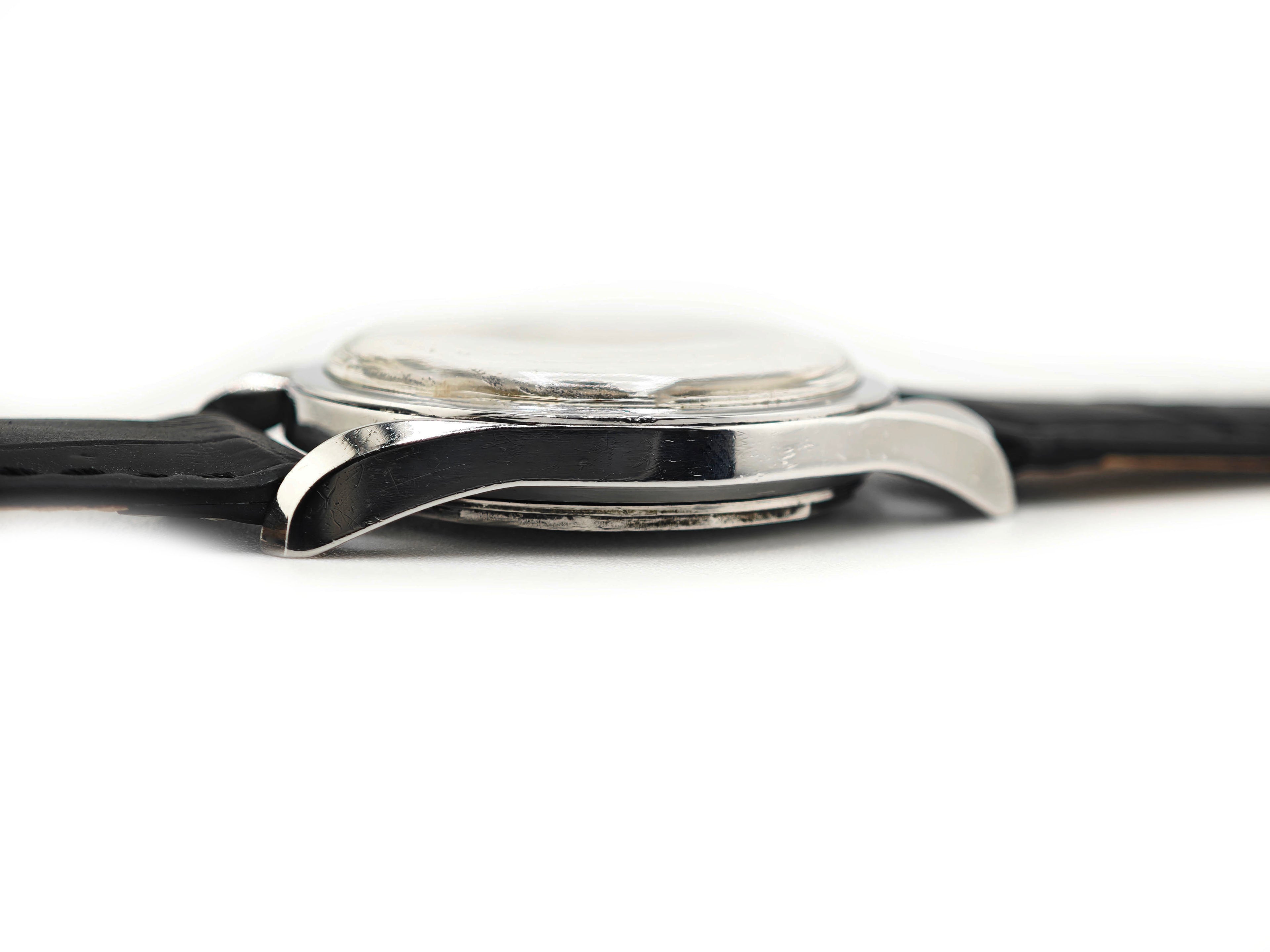 ユニバーサルジュネーブ ポールルーターデイト ブラックギルトダイヤル Ref.204607/1 / Universal Geneve Polerouter Date Black Gilt Dial