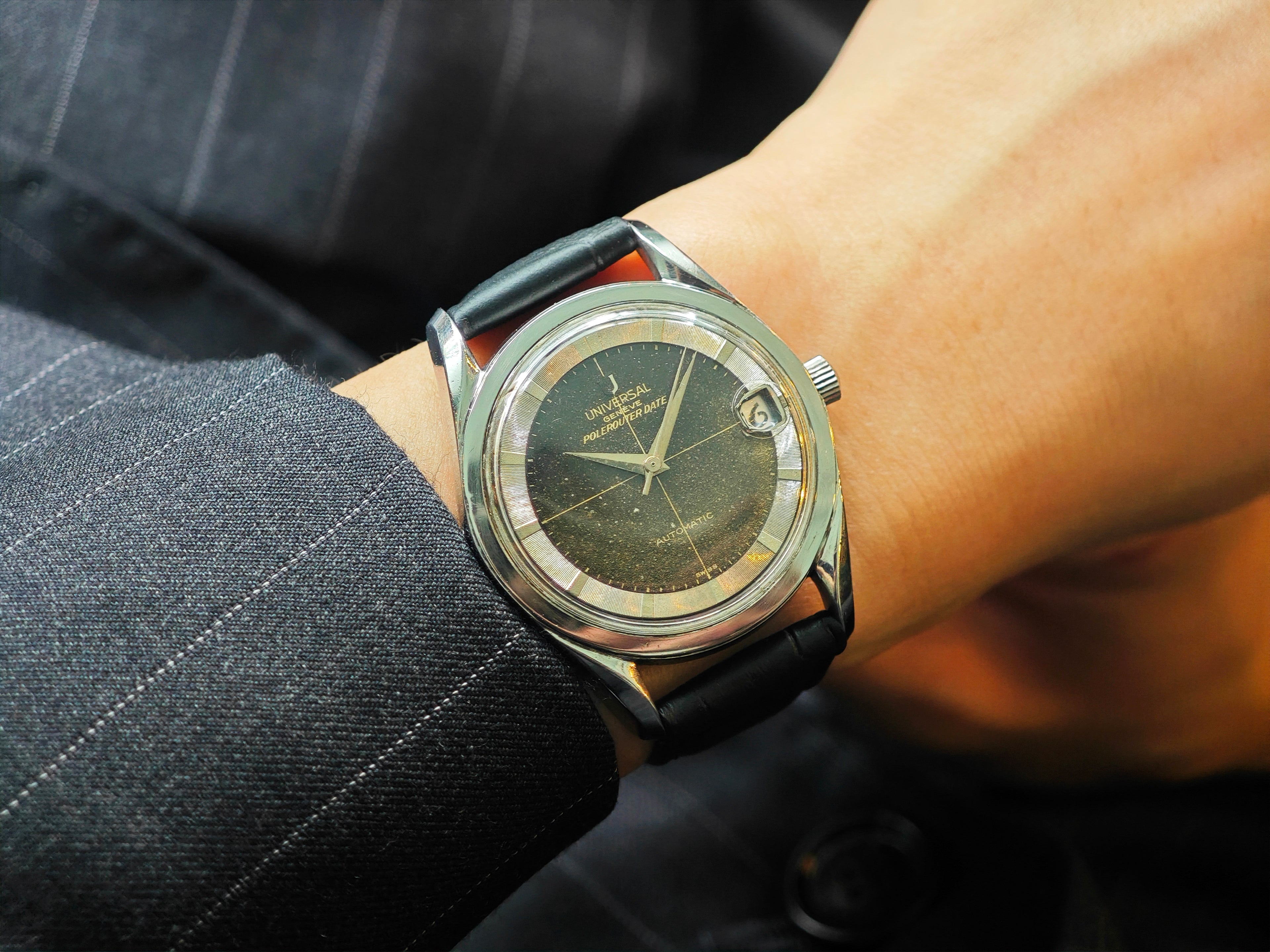 ユニバーサルジュネーブ ポールルーターデイト ブラックギルトダイヤル Ref.204607/1 / Universal Geneve Polerouter Date Black Gilt Dial