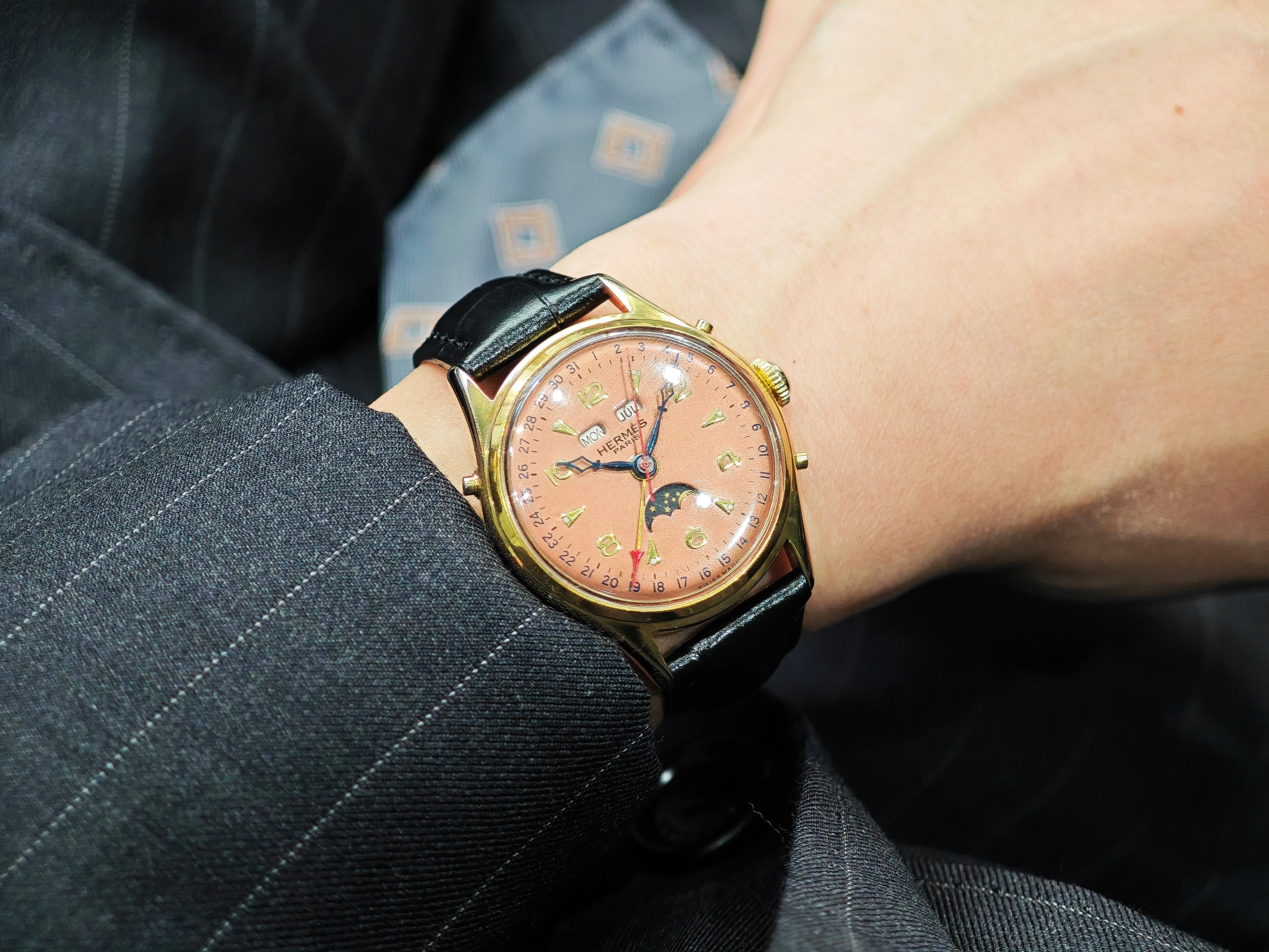 エルメス トリプルカレンダームーンフェイズ / HERMES Triple date moonphase cal.Venus 222