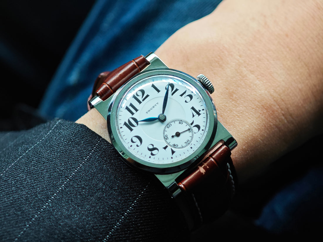 トラスティ(=タバン) スモールセコンド / TRUSTY(Tavannes) 1930&