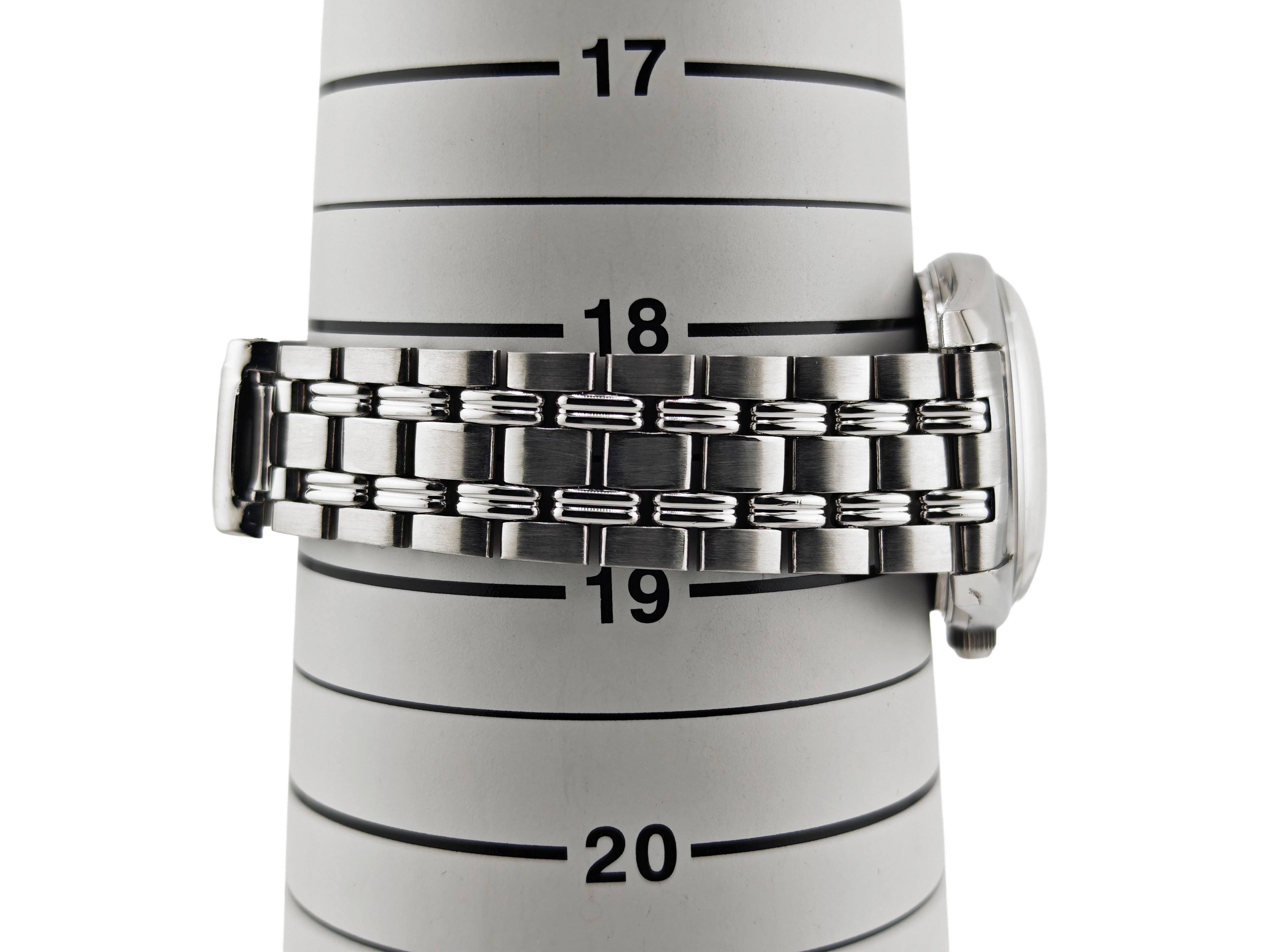 ユニバーサルジュネーブ ポールルーター・デイト Ref.869113/02 / Universal Genève Polerouter Date