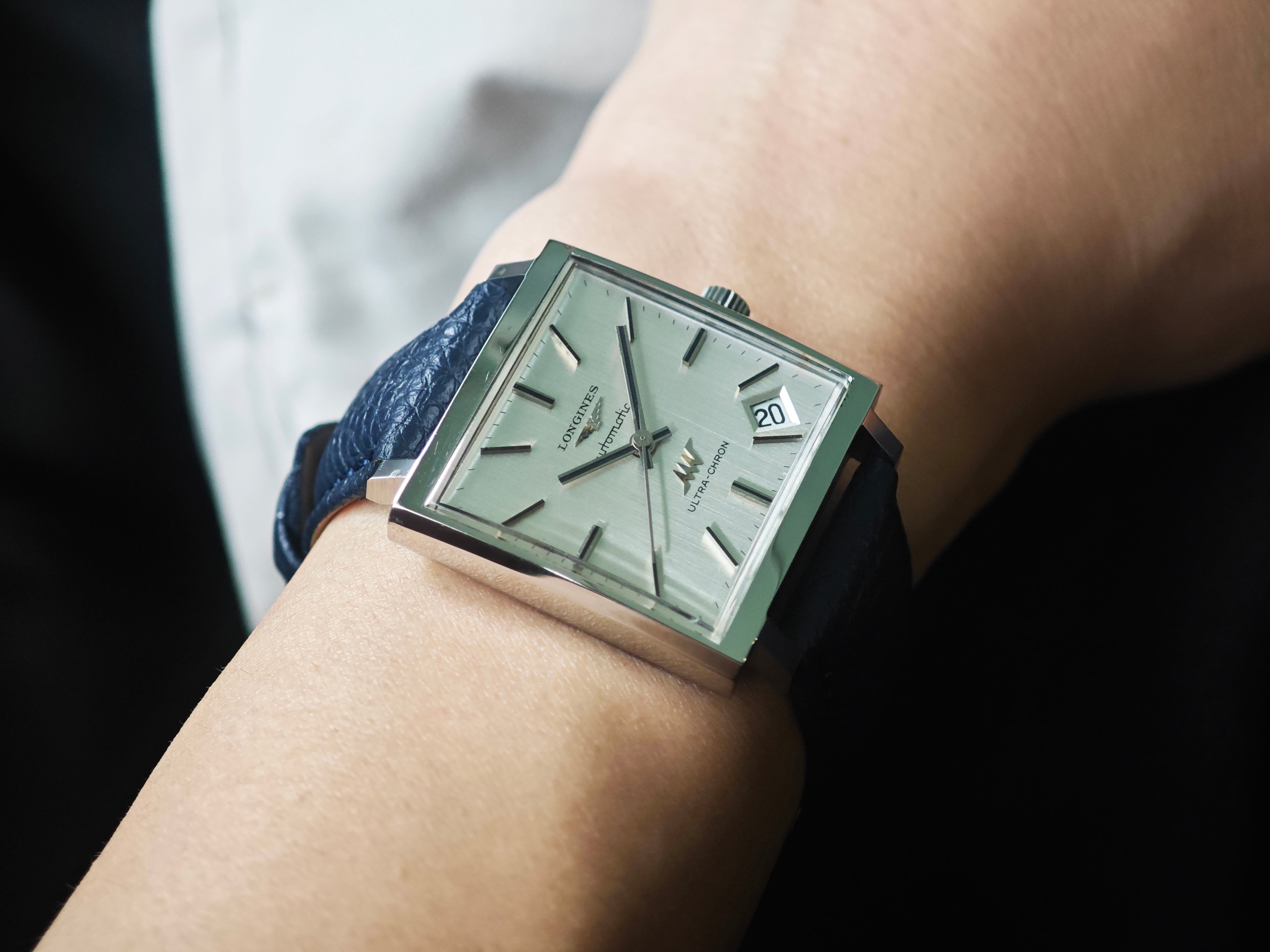 ロンジン ウルトラクロン / LONGINES ULTRA-CHRON Square Date