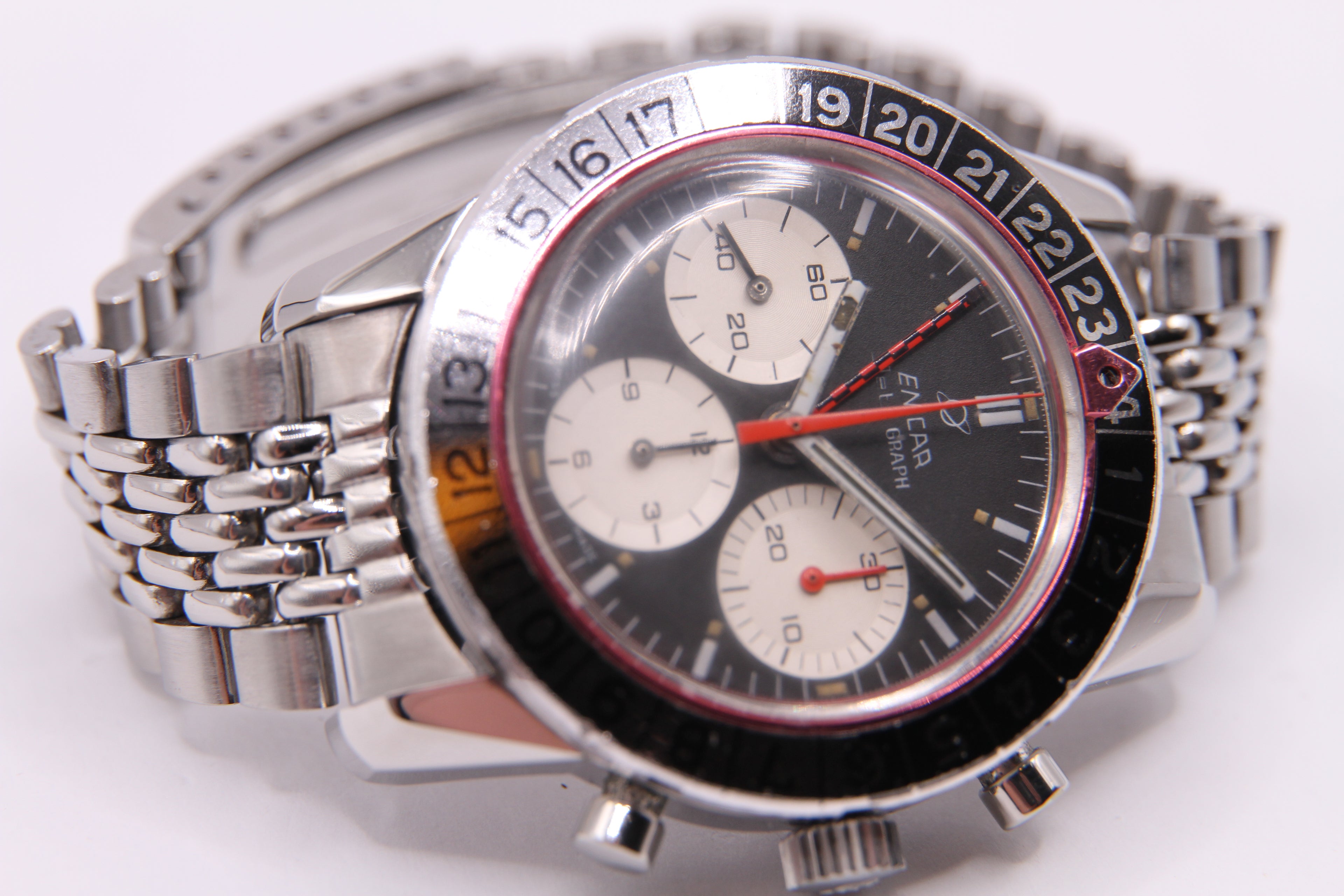 エニカ シェルパ300 ジェットグラフ GMT 逆パンダダイヤル / ENICAR Sherpa300 Jet GRAPH Ref.072-02-02A Cal.Valjoux724