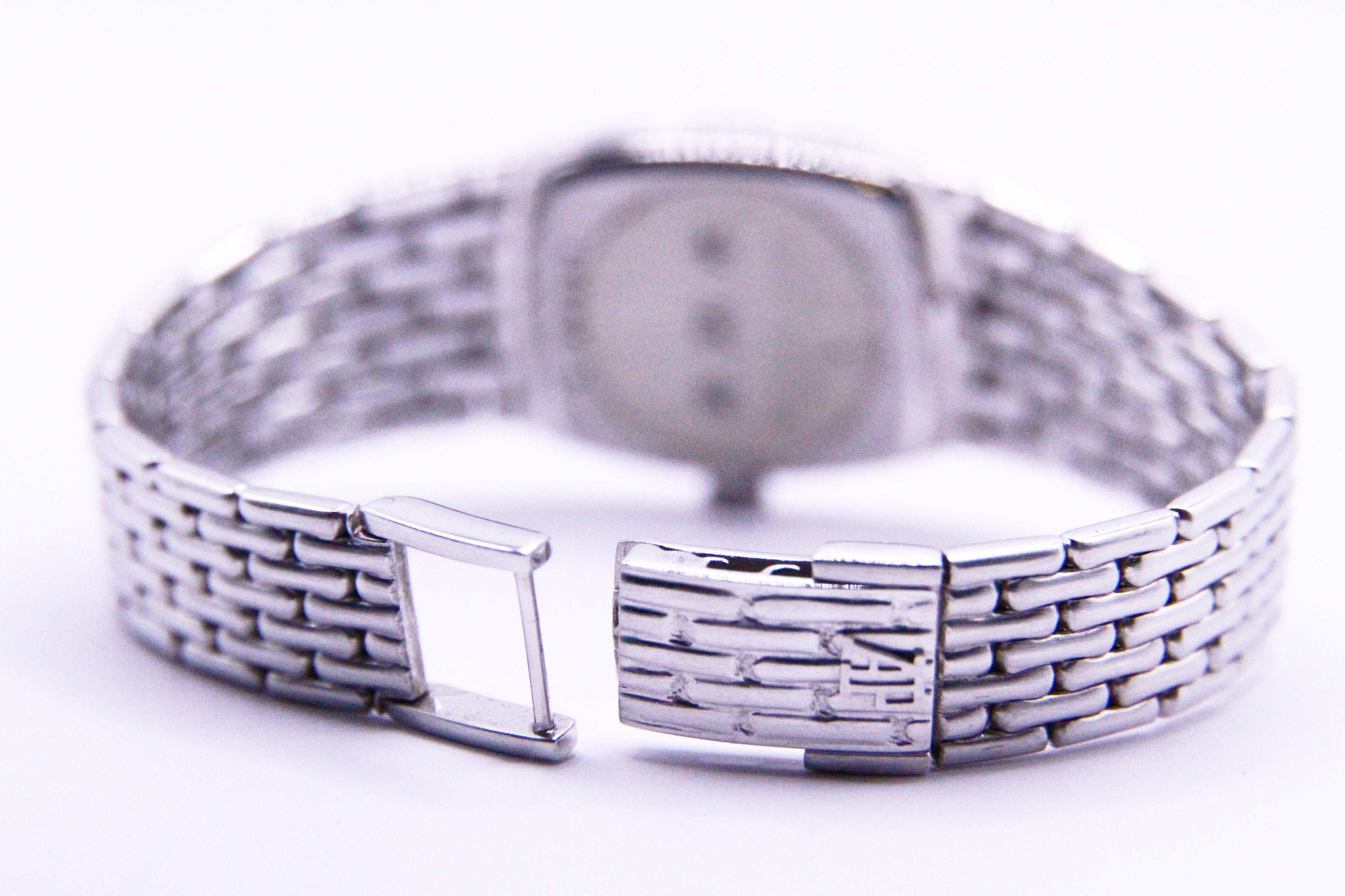 コブラ風 フルダイヤ 手巻き / Diamond sapphire self-winding watch