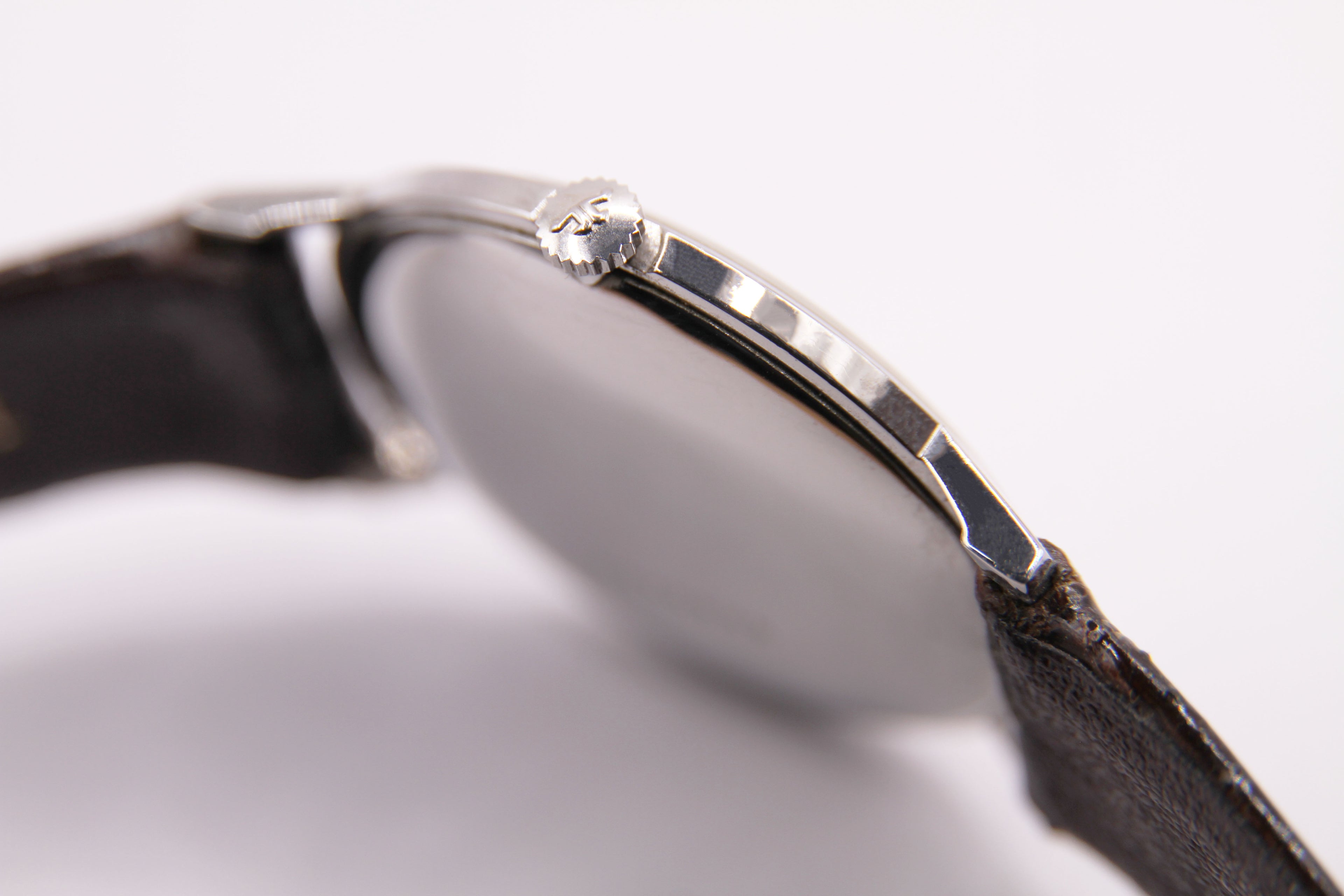 ジャガールクルト クラシック スモールセコンド / Jaeger Lecoultre Round Case Classic small second Cal.K818/1C