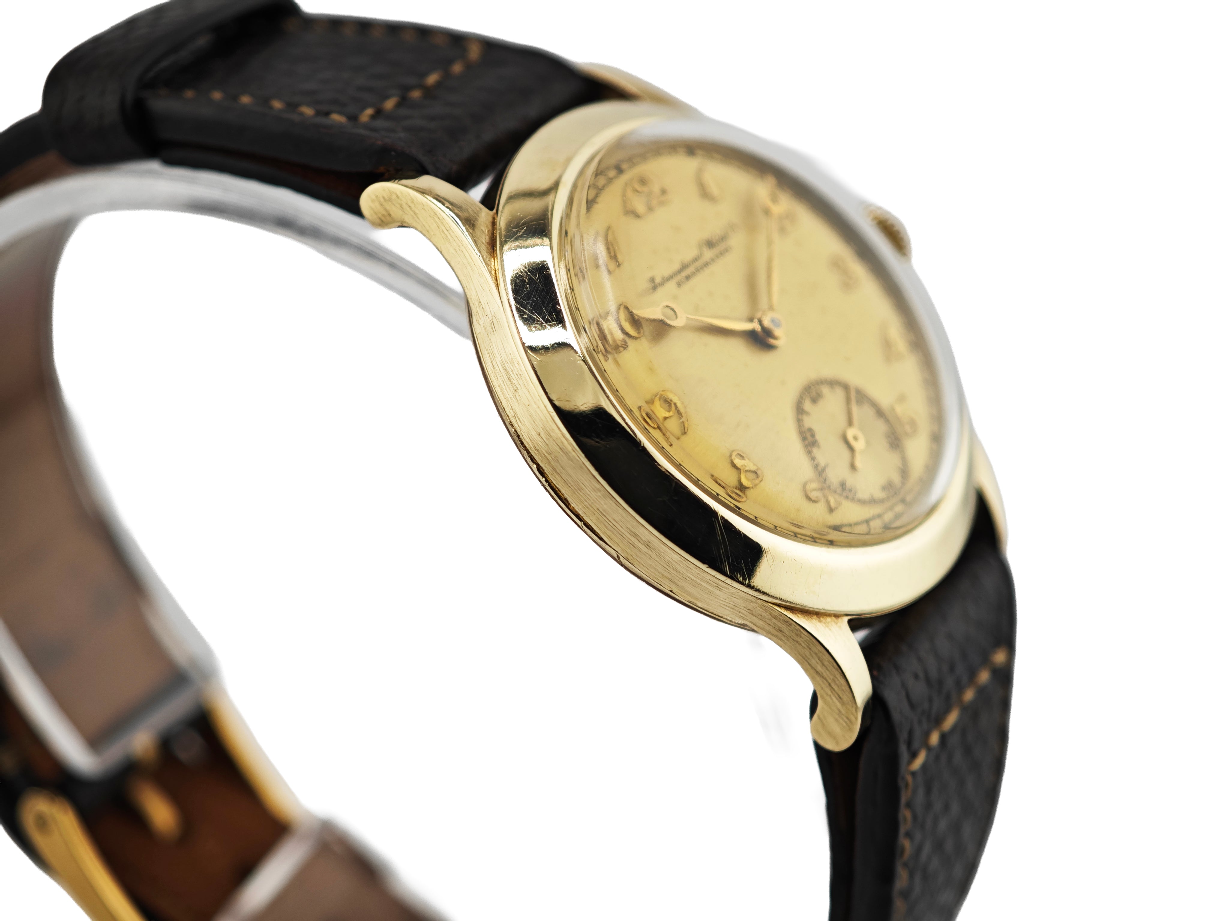 ジ*ク様 【1941年製・金無垢】IWC 名機Cal.83 筆記体ロゴ34mm IWC オールドインター Cal.83 14KYG 金無垢ケース 筆記体ロゴ 手巻き