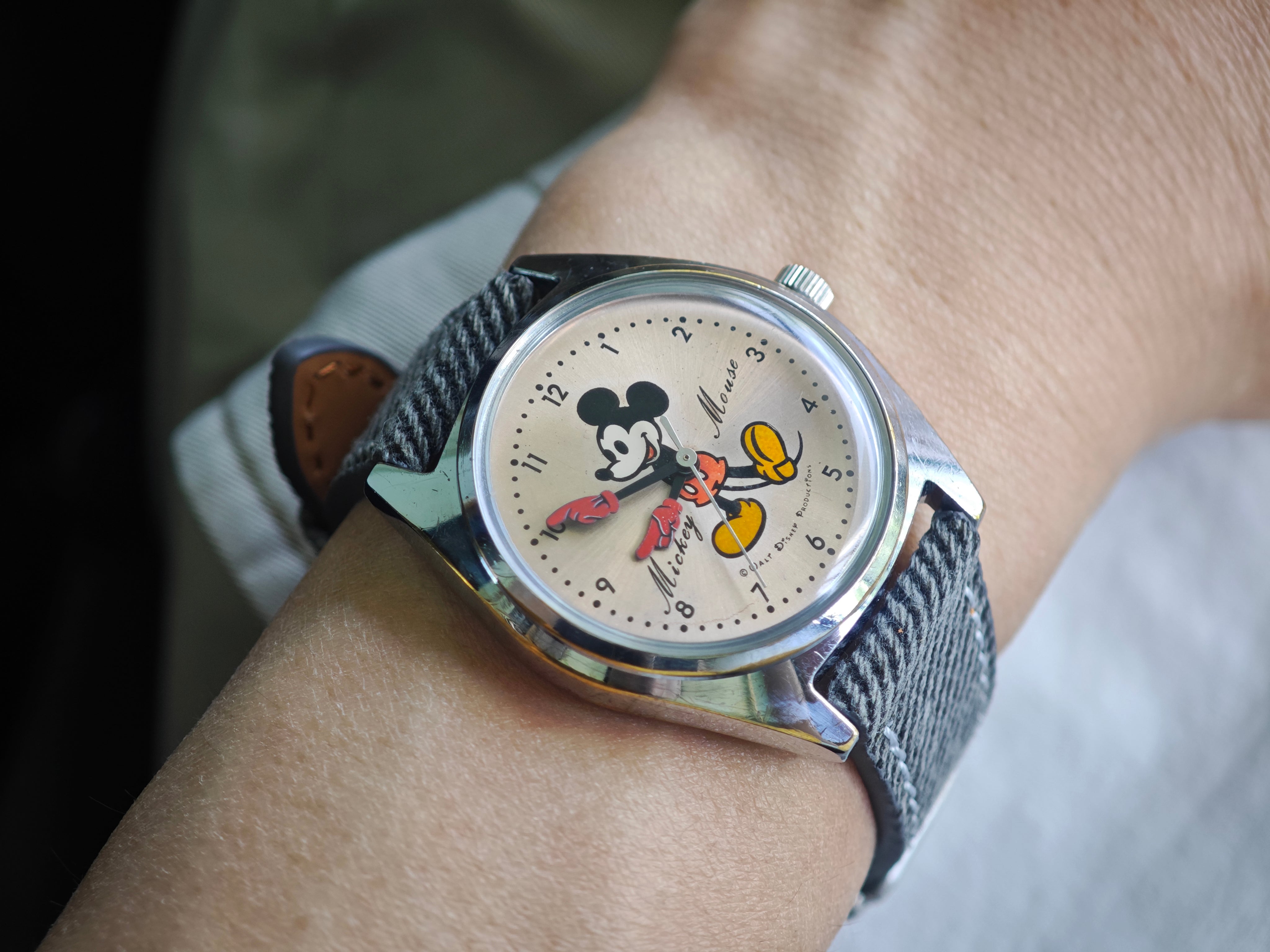 セイコー ミッキーマウス / SEIKO Mickey Mouse 70's – WatchTender