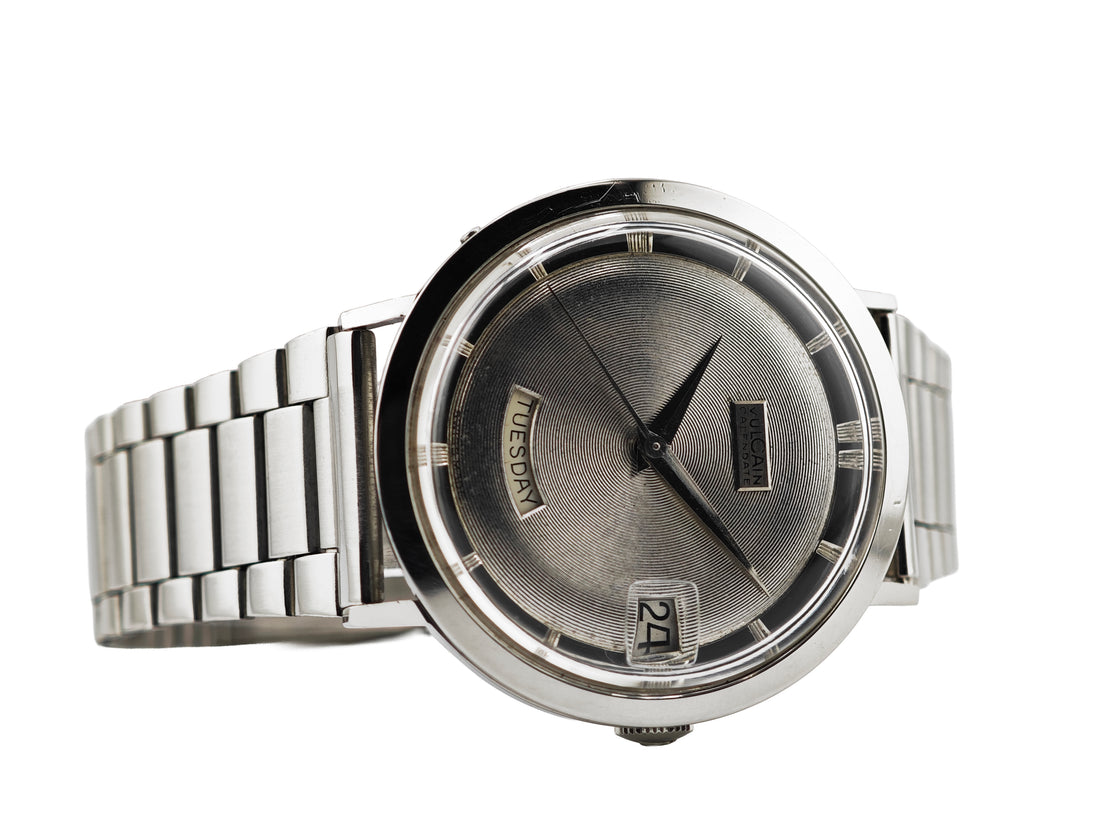 ヴァルカン カレンデート Ref.3353000 / Vulcain Calendate 60&