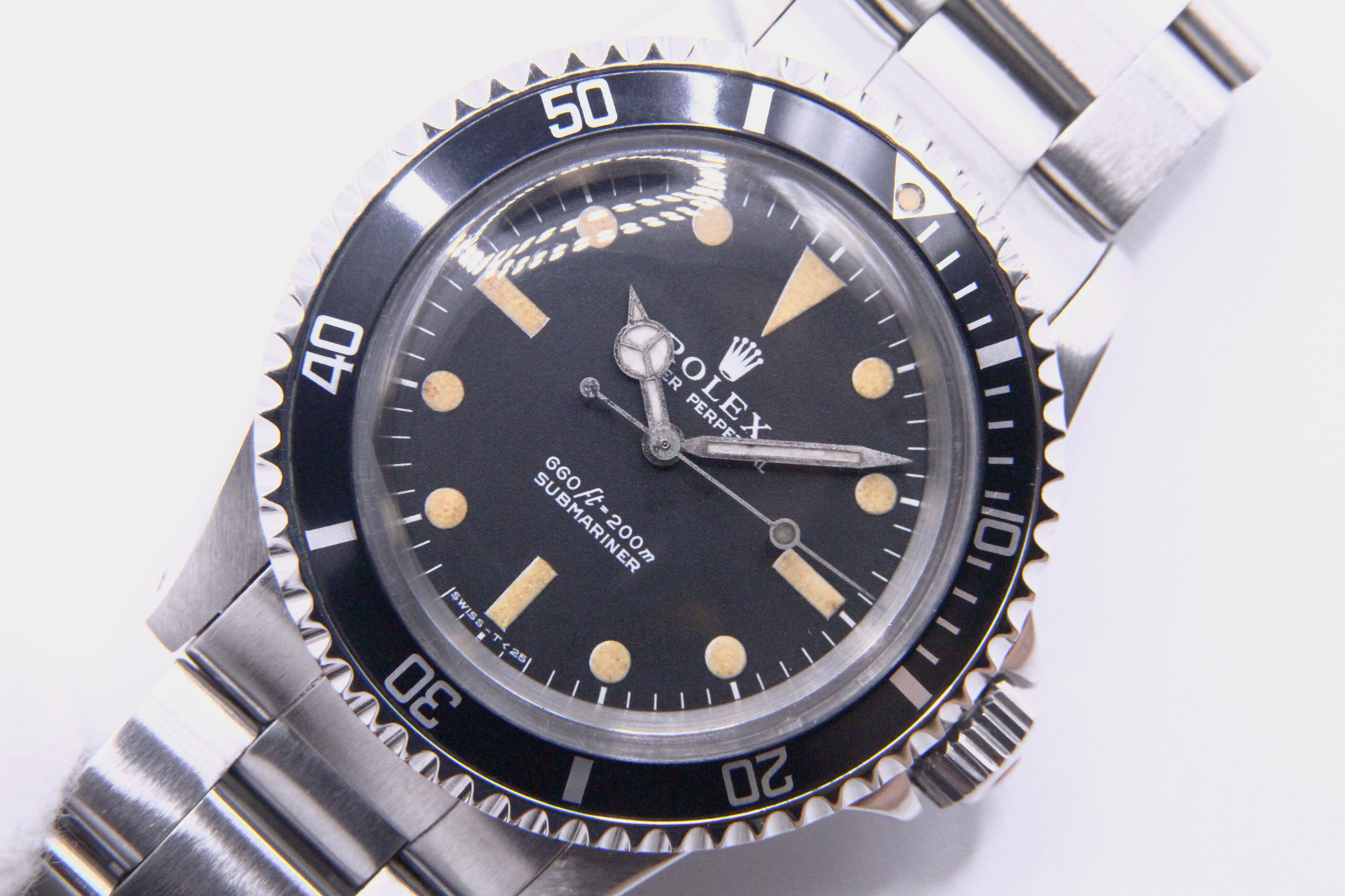 ロレックス サブマリーナ ノンデイト フチなし / ROLEX SUBMARINER Ref.5513 20番代 – WatchTender